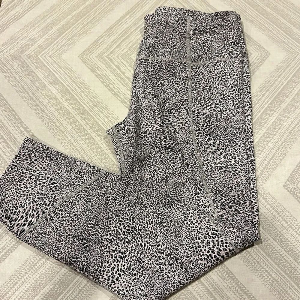 Varley Women’s Mini Leopard Midrise Leggings
